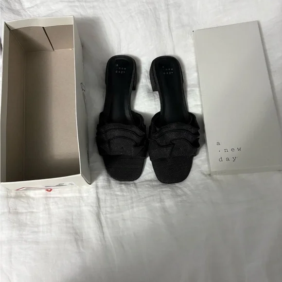 A New Day Lyta Sandals Black Raffia Sandal Slide Never Worn In Box Size 10 - Picture 8 of 11